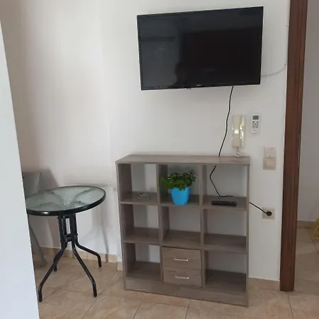 דירה Central Rooms Makrýgialos